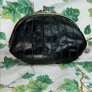 Cute hand clutch puffy